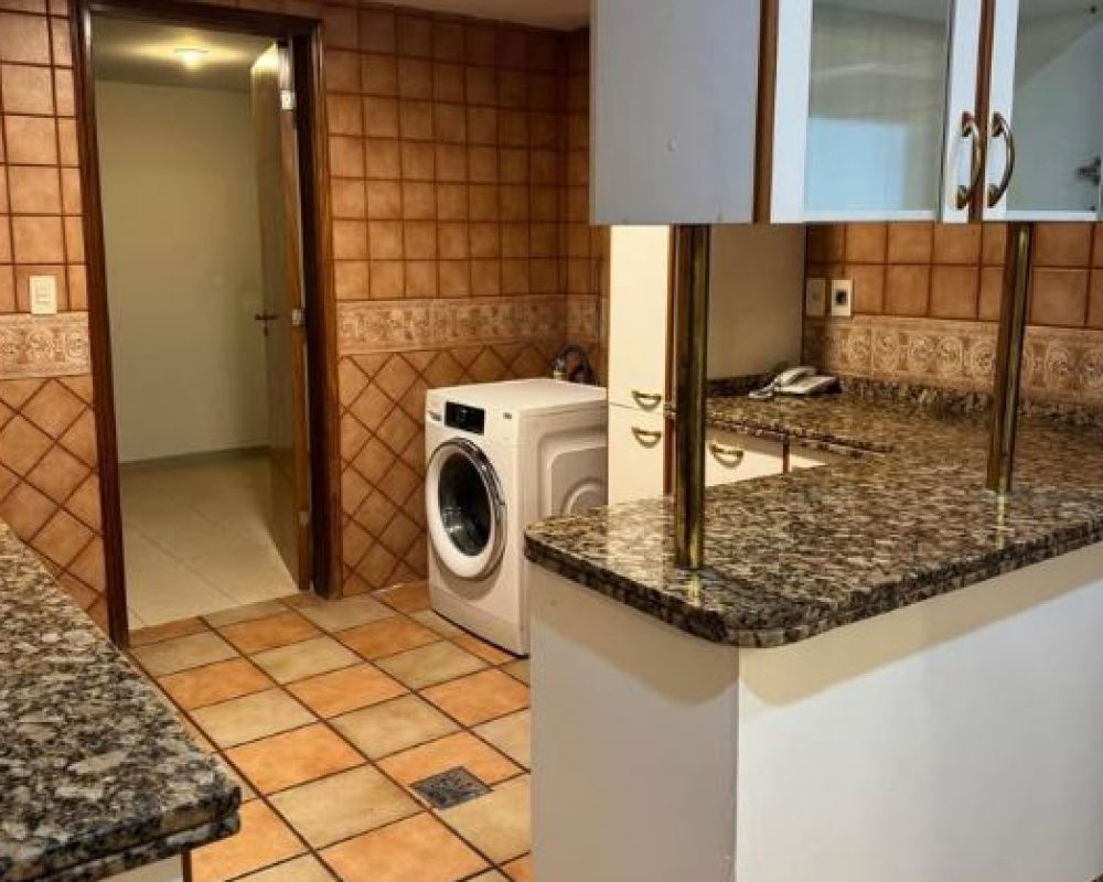 ff-2c21a41e018717e8267018e80a7792fa-ff-x7